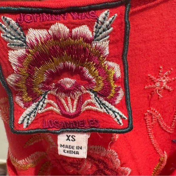 Johnny Was Embroidered Floral Heart Eyes Stars Pink Quarter Sleeves Boho Top XS - Picture 15 of 16
